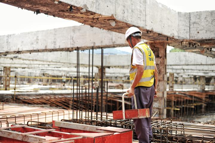 剑河消防宣传车进村寨 百姓“零距离”学安全【星空体育APP网站】(图1) 星空体育app下载